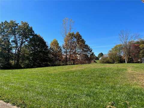 5265 N Park Drive, Zanesville, OH 43701