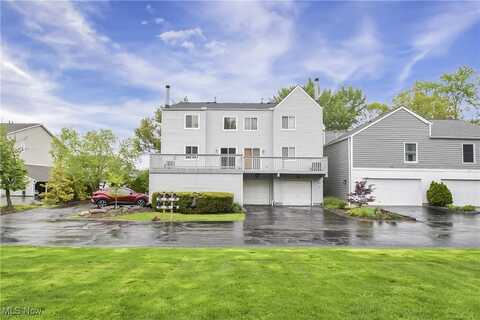 1310 Patti Park, Westlake, OH 44145