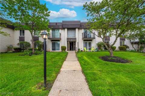 8381 N Akins Road, North Royalton, OH 44133