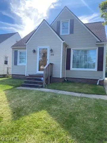 372 E 200th Street, Euclid, OH 44119