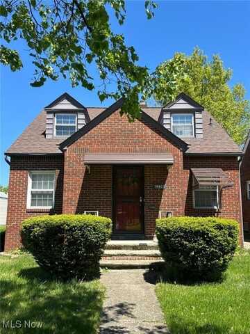 19807 Kewanee Avenue, Cleveland, OH 44119