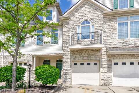 3136 Richmond Road, Beachwood, OH 44122