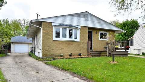 17601 Naomi Avenue, Cleveland, OH 44111