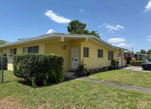 9300 SW 52nd Ter, Miami, FL 33165