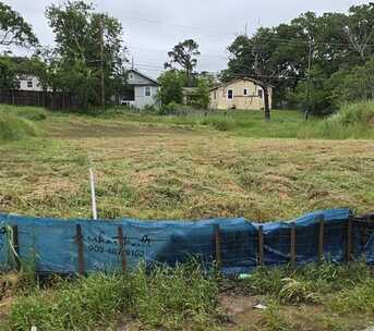 417 East Texas Street, Denison, TX 75021
