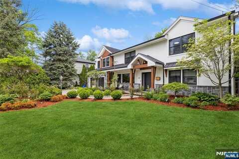 107 Hudson Avenue, Tenafly, NJ 07670