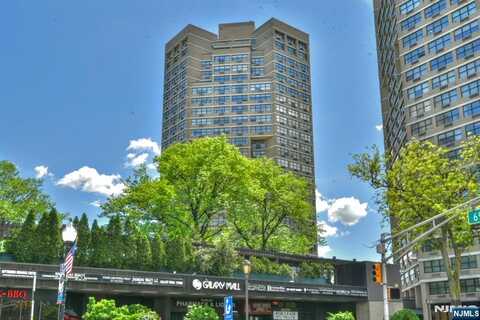 7002 E John F Kennedy Boulevard 11B, Guttenberg, NJ 07093