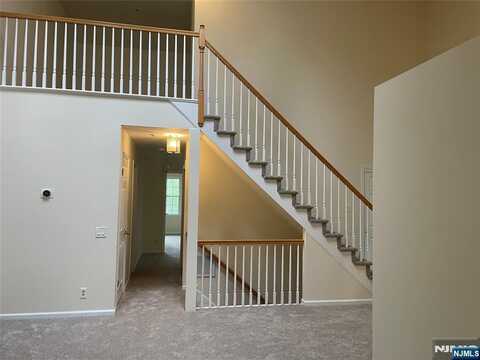 616 Fairfax Drive 616, Ramsey, NJ 07446