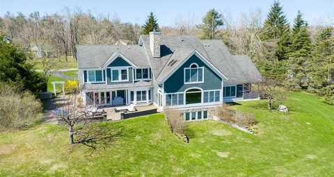 2286 Pinecrest, Harbor Springs, MI 49740