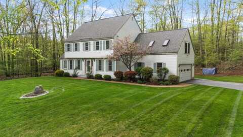 7 Modean Drive, Derry, NH 03038