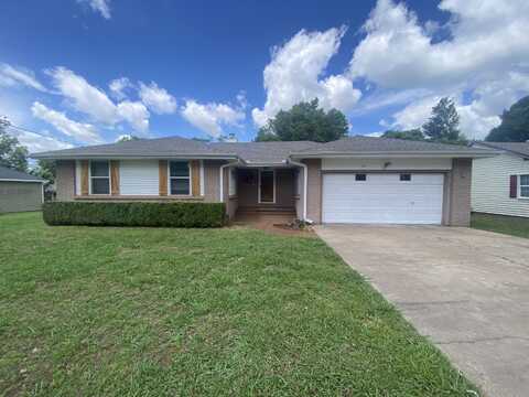 112 N Cherokee Street, Grove, OK 74344