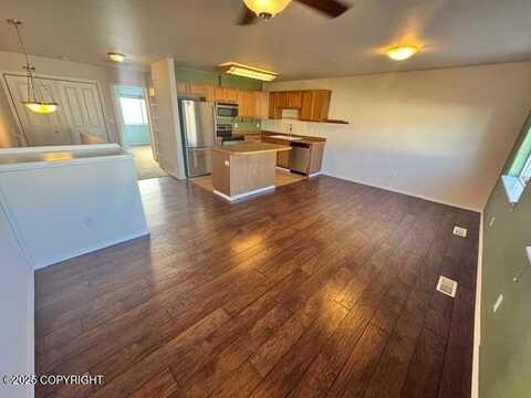 1941 Bragaw Square Place, Anchorage, AK 99508
