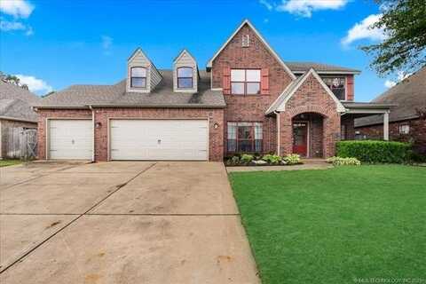 2310 W D Street, Jenks, OK 74037
