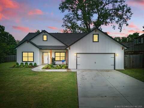 9713 S 70th East Avenue, Tulsa, OK 74133