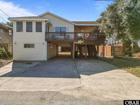 805 W Durham Street, Kill Devil Hills, NC 27948
