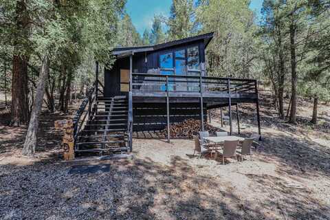 28 Enchanted Forest Ln, Cloudcroft, NM 88317