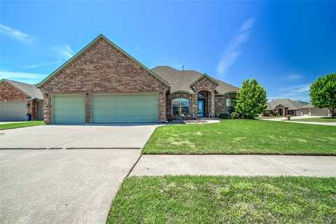 4112 Champlain Court, Yukon, OK 73099