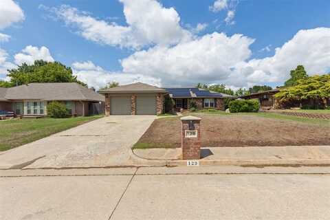 129 W Parkland Drive, Yukon, OK 73099