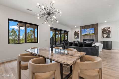 2625 S COTTONROSE Lane, Flagstaff, AZ 86005