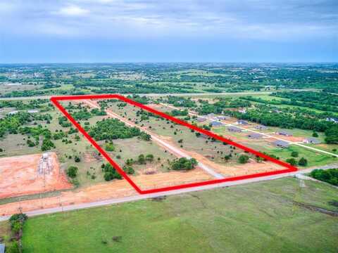 1233 Twin Oaks Dr, Blanchard, OK 73010