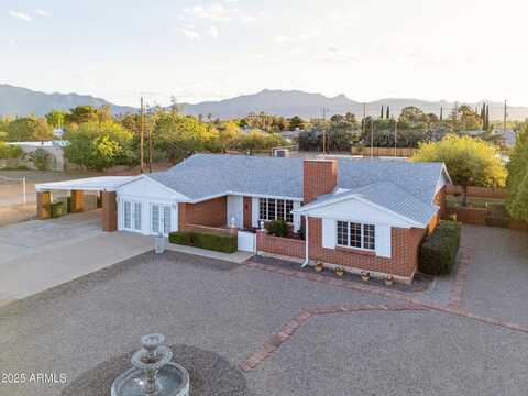 1348 HUMMINGBIRD Lane, Sierra Vista, AZ 85635