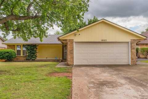 1002 W Ridgecrest Way, Mustang, OK 73064