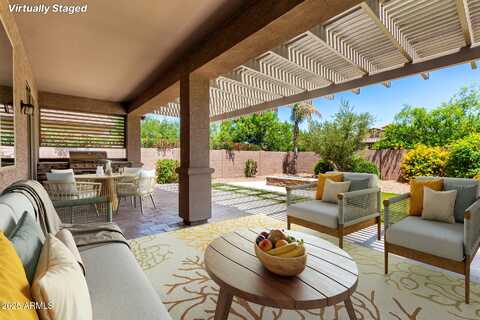 712 W SAN CARLOS Way, Chandler, AZ 85248
