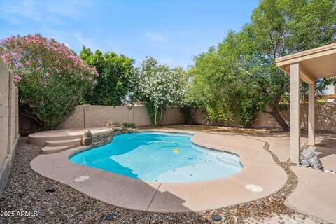 2323 W Hunter Court, Phoenix, AZ 85085