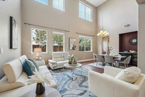 632 S Comunidad Street, Mountain House, CA 95391