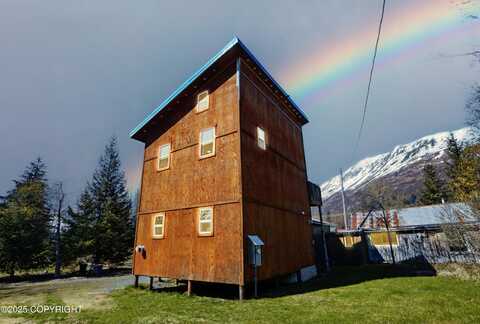 282 Main Street, Girdwood, AK 99587
