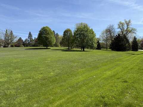 652 Milton Road, Inverness, IL 60067