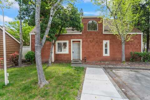2754 Lakeview Drive, Santa Rosa, CA 95405