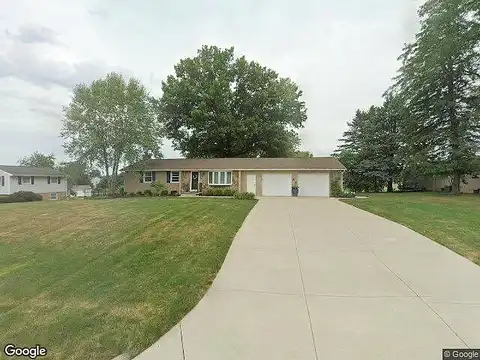 Knollridge, CANTON, OH 44721