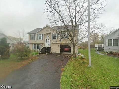 Carole, HUDSON, NY 12534