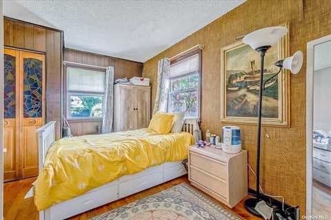 Salem, VALLEY STREAM, NY 11580