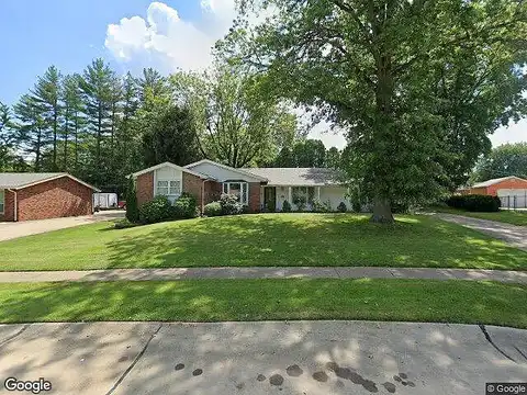 Dana, FLORISSANT, MO 63033
