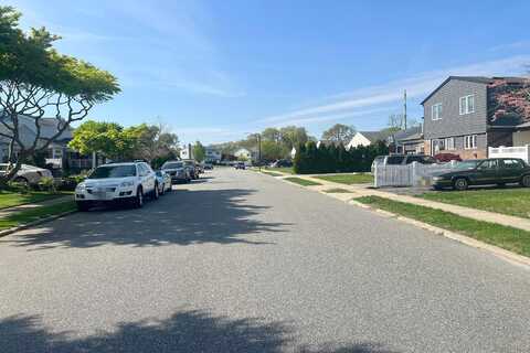 Plainview, FARMINGDALE, NY 11735