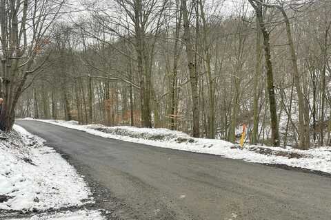 Zilka, FOMBELL, PA 16123