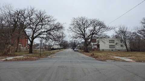 Lafayette, CHICAGO, IL 60628