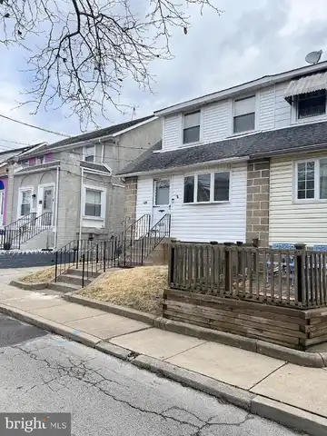 Heather, UPPER DARBY, PA 19082