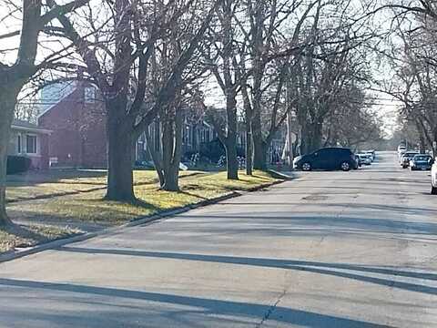 Oakwood, LANSING, IL 60438