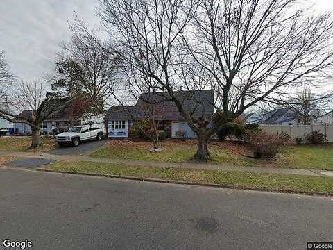 Junewood, LEVITTOWN, PA 19055