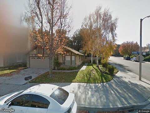 Terri, CANYON COUNTRY, CA 91351