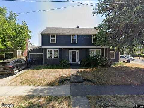 Center, SALEM, OR 97301