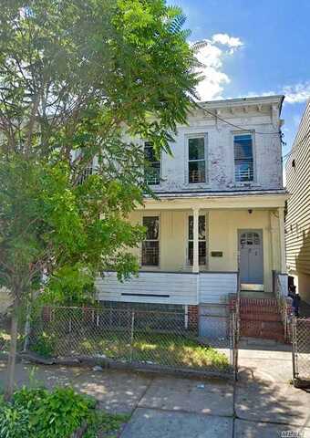 Mckinley, BROOKLYN, NY 11208