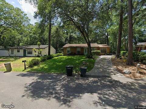 Nannas, TALLAHASSEE, FL 32303