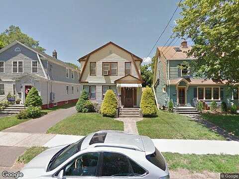 Coram, HAMDEN, CT 06517