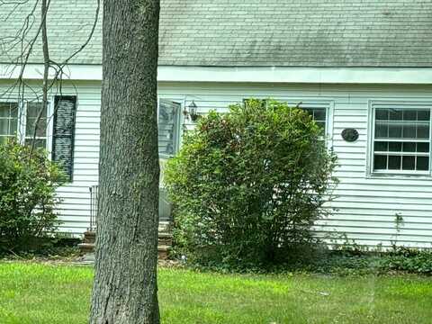 Mallett, TOPSHAM, ME 04086
