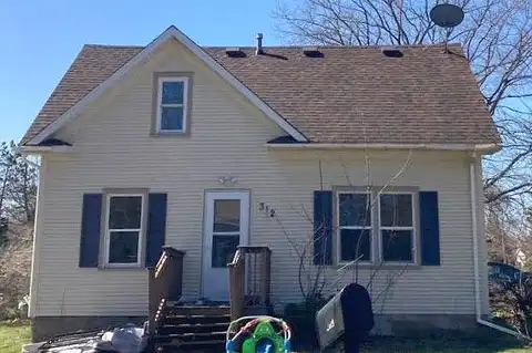 Main, HINCKLEY, MN 55037