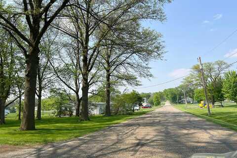 1St, DEFIANCE, IA 51527